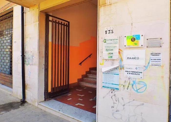 招待所 Soverato Sweet Miro 3*